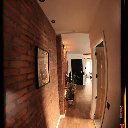 Arco Apartment Leon