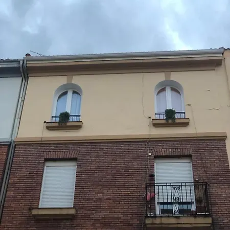 Apartamentoarcoleon * León